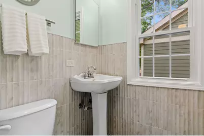 7049 N Moselle Avenue, Chicago, IL 60646 - Photo 24