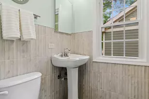 7049 N Moselle Ave, Chicago, IL 60646 - Photo 24