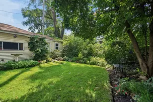 7049 N Moselle Ave, Chicago, IL 60646 - Photo 30