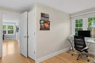 7049 N Moselle Ave, Chicago, IL 60646 - Photo 22