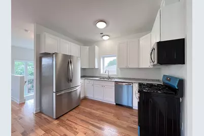 226 W 24th Street #2, Chicago, IL 60616 - Photo 4