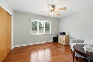 9 Dartford Ln, Schaumburg, IL 60194 - Photo 28