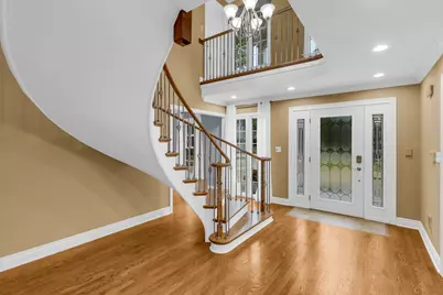 1802 S Fernandez Avenue, Arlington Heights, IL 60005 - Photo 4
