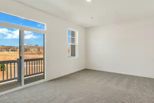 2040 Yellowstone Blvd, Mundelein, IL 60060 - Photo 12