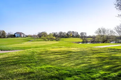 2040 Yellowstone Boulevard, Mundelein, IL 60060 - Photo 42