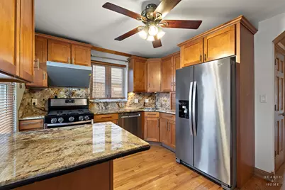 6051 N Marmora Avenue, Chicago, IL 60646 - Photo 12