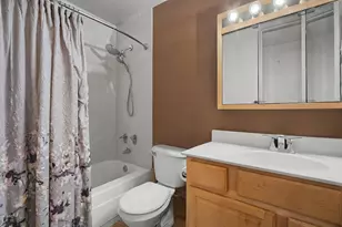 6700 S South Shore Dr, Chicago, IL 60649 - Photo 12