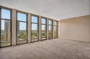 6700 S South Shore Dr, Chicago, IL 60649 - Photo 14