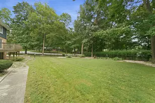 46 Guildford Dr, Bourbonnais, IL 60914 - Photo 28