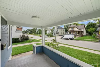 311 Locust Street, Elgin, IL 60123 - Photo 30