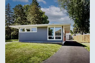 1911 N Hickory Street, Crest Hill, IL 60403 - Photo 2