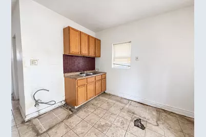 926 N Lavergne Avenue, Chicago, IL 60651 - Photo 4