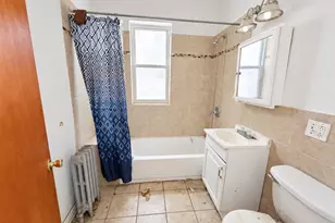 926 N Lavergne Ave, Chicago, IL 60651 - Photo 6