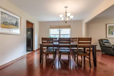 270 W Winding Trail Circle, Round Lake, IL 60073 - Photo 8
