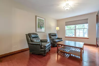 270 W Winding Trail Circle, Round Lake, IL 60073 - Photo 6