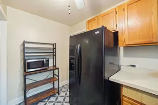 7559 S Hoyne Ave, Chicago, IL 60620 - Photo 6