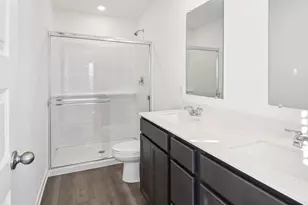 2044 Yellowstone Blvd, Mundelein, IL 60060 - Photo 16