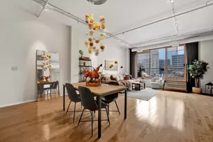 360 W Illinois St, Chicago, IL 60654 - Photo 2