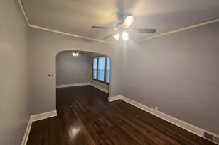 4116 N Maplewood Ave, Chicago, IL 60618 - Photo 2