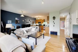 3735 N Wolcott Ave, Chicago, IL 60613 - Photo 4