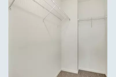 2046 Yellowstone Boulevard, Mundelein, IL 60060 - Photo 18