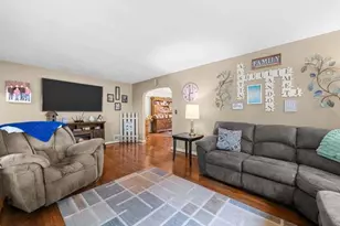 110 N Maple Ave, Polo, IL 61064 - Photo 4