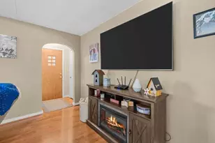 110 N Maple Ave, Polo, IL 61064 - Photo 6