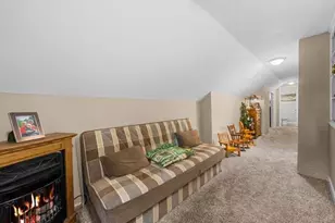 110 N Maple Ave, Polo, IL 61064 - Photo 20