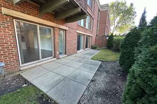 401 Kelburn Rd, Deerfield, IL 60015 - Photo 18