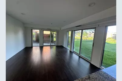 401 Kelburn Road #114, Deerfield, IL 60015 - Photo 4