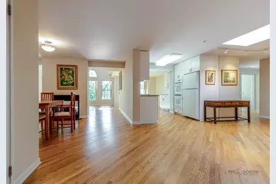 1625 Glenview Road #306, Glenview, IL 60025 - Photo 4