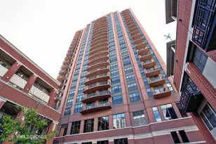330 N Jefferson St, Chicago, IL 60661 - Photo 2