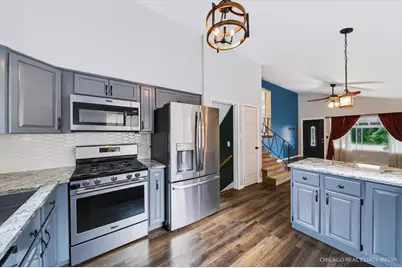 314 E Vermont Street, Villa Park, IL 60181 - Photo 8