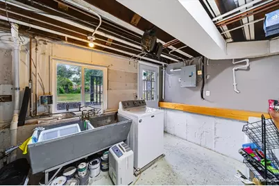 314 E Vermont Street, Villa Park, IL 60181 - Photo 18