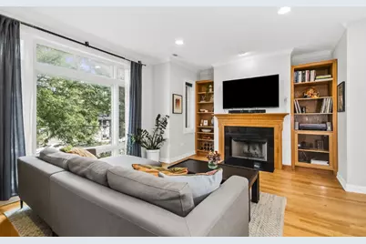 3456 N Ashland Avenue #2N, Chicago, IL 60657 - Photo 4