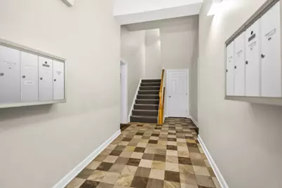 3456 N Ashland Avenue #2N, Chicago, IL 60657 - Photo 2
