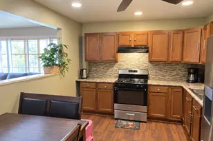 2322 W 157th Pl, Markham, IL 60426 - Photo 4