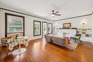 5487 S Cornell Ave, Chicago, IL 60615 - Photo 2