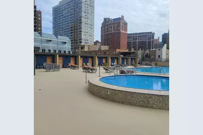 655 W Irving Park Road #903, Chicago, IL 60613 - Photo 2