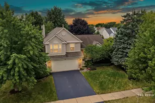195 Meadow Lakes Blvd, Aurora, IL 60504 - Photo 4