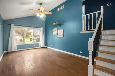 199 W Hillside Drive, Round Lake, IL 60073 - Photo 14