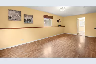 199 W Hillside Drive, Round Lake, IL 60073 - Photo 20