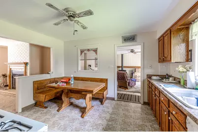 2006 Old Peterson Road, Libertyville, IL 60048 - Photo 6