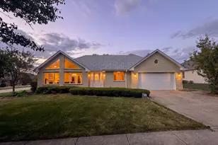 1285 Drawbridge Ln, Lemont, IL 60439 - Photo 2