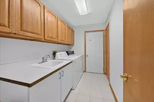 1285 Drawbridge Ln, Lemont, IL 60439 - Photo 16
