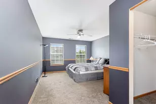 402 Gloria Ln, Oswego, IL 60543 - Photo 14