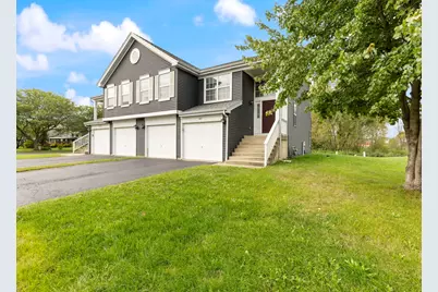 402 Gloria Lane, Oswego, IL 60543 - Photo 2