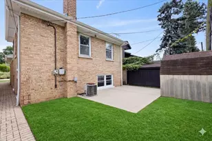 5768 N Lacey Ave, Chicago, IL 60646 - Photo 22
