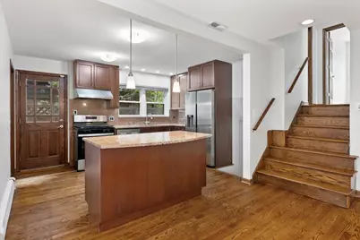 5768 N Lacey Avenue, Chicago, IL 60646 - Photo 8