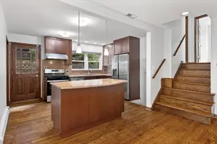 5768 N Lacey Ave, Chicago, IL 60646 - Photo 8